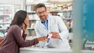 Farmacéuticos: el básico arranca en $2.500.000, pero hay un adicional que casi duplica el sueldo