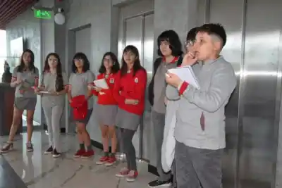 31 chicos escribieron una novela y ya tienen su primer capítulo en la radio