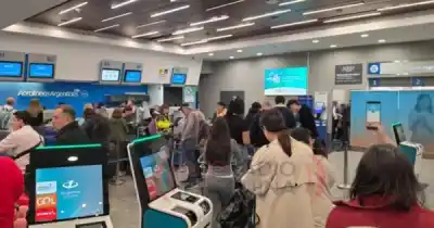 El intendente de Río Grande quedó varado en Aeroparque: el vuelo que nunca llegó