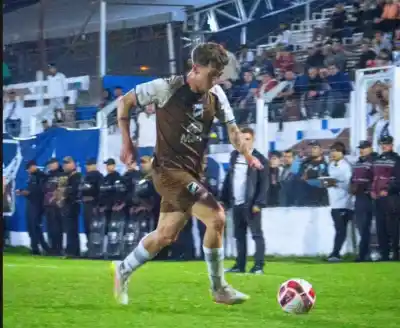 El Santo recibe a Huracán con regresos clave y una obligación que no admite excusas