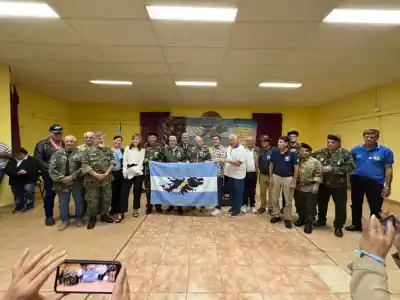 El museo que guarda Malvinas en San José: el veteranos Ramón Franco sumó una pieza que construyó él mismo