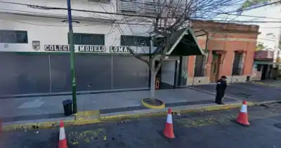 Tres allanamientos por las imágenes falsas de alumnas del Modelo Lomas: lo que encontraron en las casas