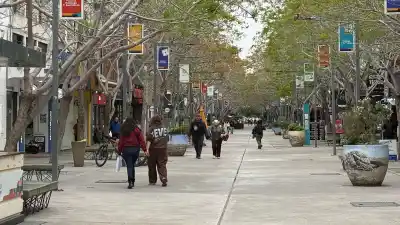 El centro de San Juan no abrirá el lunes: qué harán los que sí atenderán