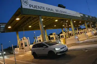 Peaje Chaco-Corrientes: sin TelePASE, pasar el puente sale el doble