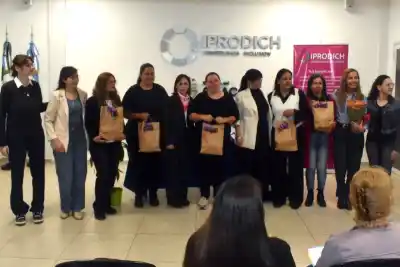 26 odontólogos chaqueños ya atienden en lengua de señas: el cambio que sienten los pacientes sordos en el consultorio
