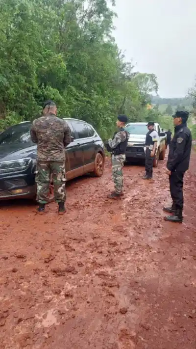 Lo pararon en un control en Andresito, pero la camioneta escondía más de lo que parecía