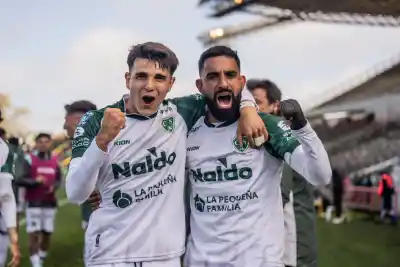 Sarmiento lo dio vuelta en el final y Aldosivi quedó al borde del abismo