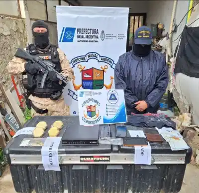Buscaban a un hombre desaparecido y en el baño de una casa apareció algo que nadie esperaba