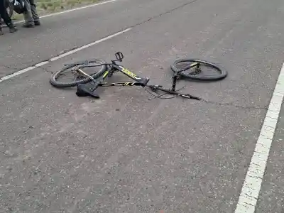El ciclista embestido en Cochagual sufrió lesiones que obligaron a un traslado urgente