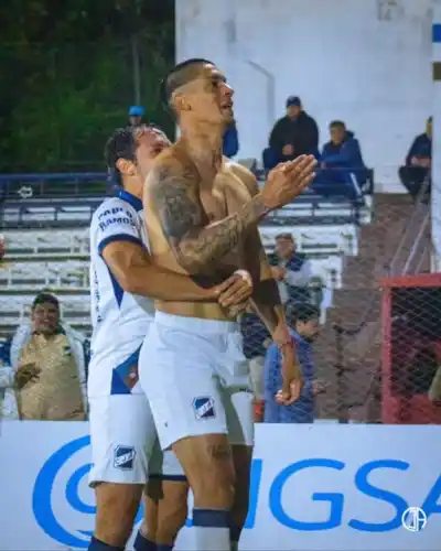 El lateral que brilló, el goleador que apareció y la noche que ilusiona a todo Juventud