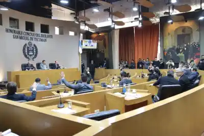 Chahla quiere borrar 59 tasas municipales y ya puso fecha: qué pasará con el 22 de octubre