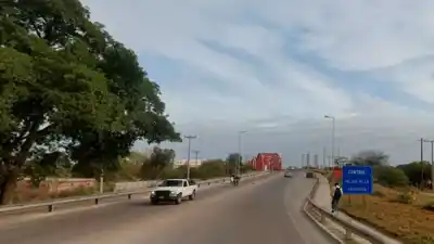 Intentó esquivar un bache y terminó desatando una tragedia en la ruta