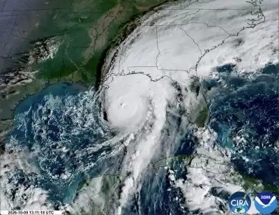 El huracán Isaías golpeó Florida y Alabama y dejó a más de 800.000 sin luz