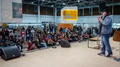Saborido pasó por la Feria del Libro y dejó una frase sobre la felicidad que muchos van a repetir