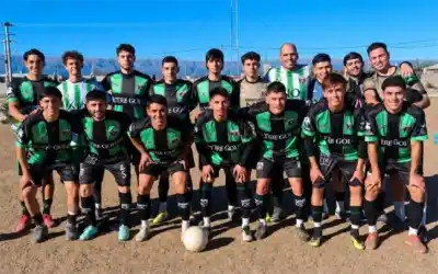 Tres clubes de la Liga del Valle se juegan la categoría en la última fecha: uno recibe al rival directo
