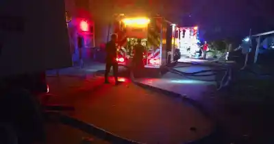 Dos llamadas de emergencia en la misma calle: lo que encontraron los bomberos dejó a todos en vilo