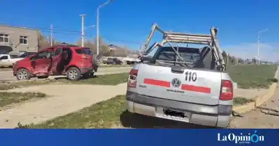 Chocaron en la avenida Asturias y un pasajero terminó en el hospital: la reacción de los ocupantes que complicó al otro conductor