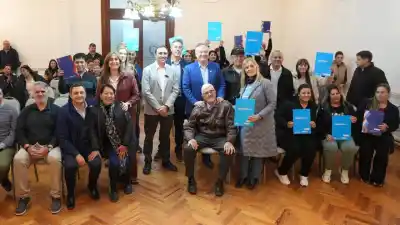 Firmaron las resoluciones que blindan 20 terrenos en Villa María: qué pasó con esas familias