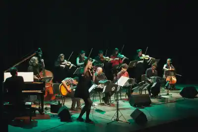El tango rosarino se mueve: la Utópica vuelve con un show que mezcla música, canto y danza