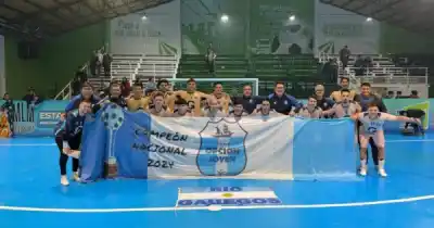 Opción Joven no se guardó nada: la final nacional que terminó con una lluvia de goles