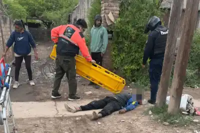 Una joven de 19 años denunció tocamientos en Añatuya y un hombre terminó en el hospital