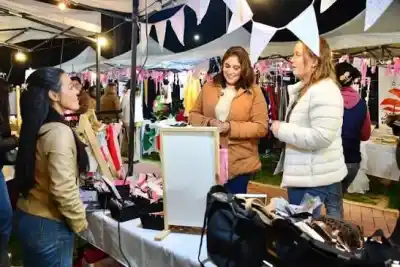 Venden en la feria de la Costanera y no lo pueden creer: de dónde sale el 70% de sus ingresos