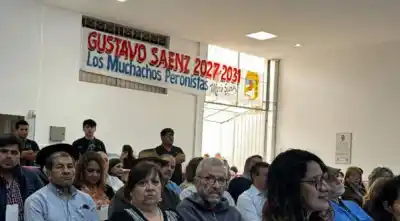 El pasacalle que apareció en el PJ: quién lo colgó y por qué