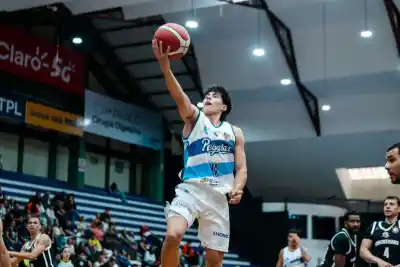Regatas necesitaba una noche perfecta en Ecuador: lo que pasó en la cancha lo dejó sin nada