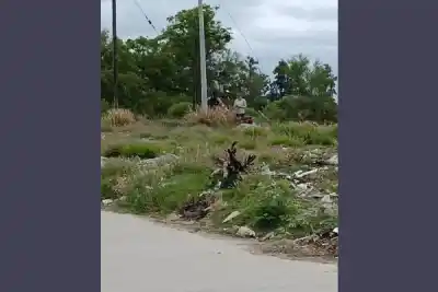 Terminó internado en el CIS: el motociclista que no frenó en el B° El Rincón