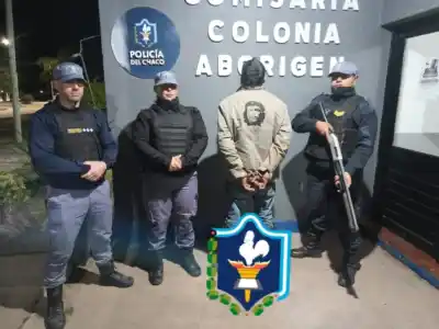 Discutieron mientras trabajaban en un campo de Chaco y uno terminó con un cuchillo clavado en el pecho