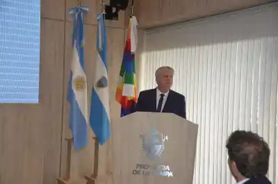 Ziliotto cruzó el 12 de octubre con un mensaje que incomoda a Milei