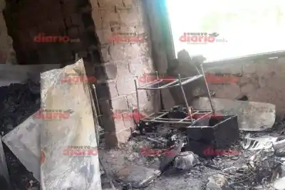 Le avisó que iba a prender fuego todo y lo encontraron en una celda: el incendio que dejó a una familia en la calle