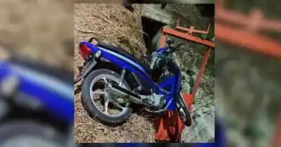 Impactó contra una compuerta en una acequia y lo que encontraron dejó helados a los rescatistas