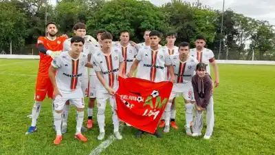 El golpe de Colón de San Justo en San Jorge y la serie que Cosmos dejó abierta