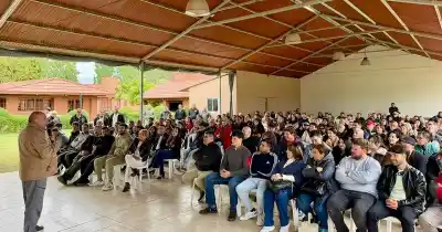 Peluc reunió a toda La Libertad Avanza y lanzó una advertencia que cambia el futuro electoral