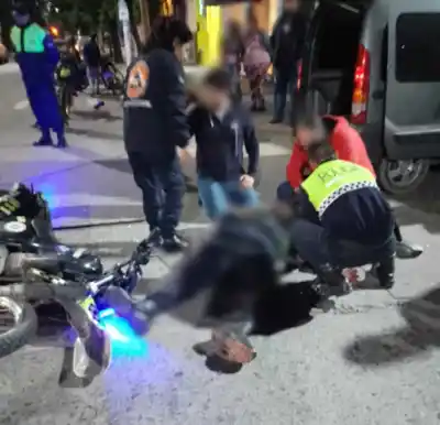 Policía de Monteros sufre accidente y resulta herido en colisión vial