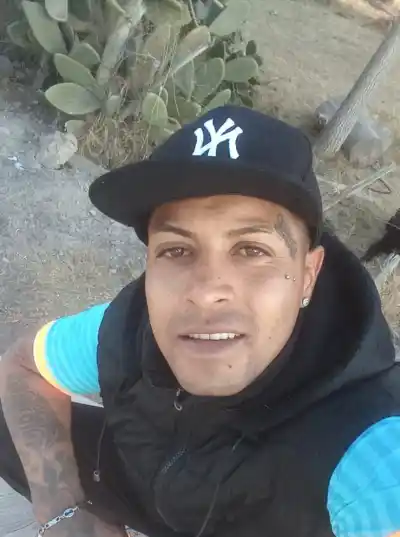 Salió de su casa en San Luis con un gorro negro y una letra K: nadie lo vio más