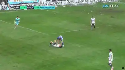 Le pegó un cachetazo a un rival en pleno partido y ahora habló el protagonista: «Estoy avergonzado»