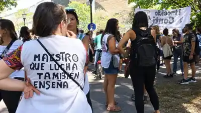 Poggi despidió a ocho coordinadores tras una reunión por viáticos: el miedo que paraliza a los docentes de San Luis