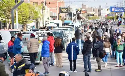 Trelew no dio abasto: la ciudad que rozó el lleno total en pleno aniversario