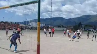 Cuatro salteños murieron jugando al fútbol: la advertencia del cardiólogo que todos deberían leer