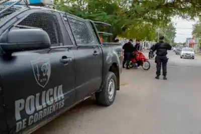 Atacó a un delivery en Corrientes: cayó el sospechoso y lo que hallaron en su casa lo complica