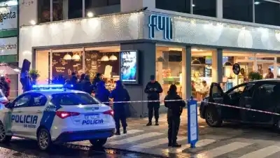 Cuatro menores en un auto con pedido de secuestro: el operativo que terminó con dos armas secuestradas en Cipolletti