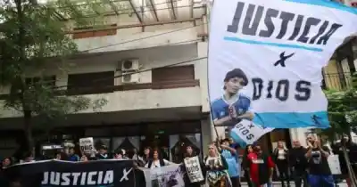 Un juicio entero tirado a la basura: el escándalo que obliga a empezar de cero el caso de la muerte de Maradona