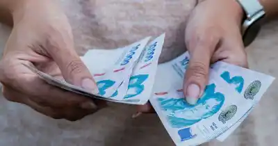 San Juan quiere ponerle un techo a los descuentos por deudas en los sueldos: qué porcentaje analiza