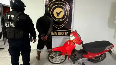 Persecución en zona norte: huyó en una moto, la tiró y siguió a pie, pero no llegó lejos