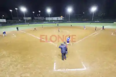 Paraná se quedó con el Nacional de Sóftbol: el festejo que llevaba un año esperando