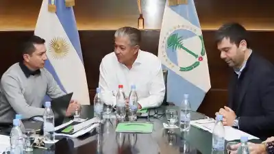 Figueroa reveló cuánto le cuesta a Neuquén tener a Villa La Angostura sin conectar