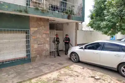 El FBI detectó en ChatGPT un plan de tiroteo en escuelas de Chaco: la pista que llevó a la casa