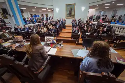 Tres nombres que pueden cambiar el tablero político riojano, a horas de la sesión clave